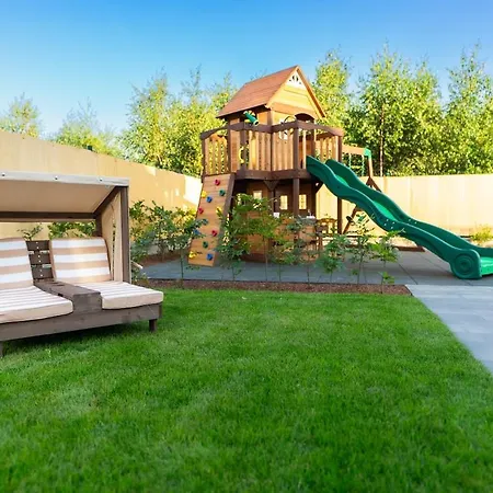 Mielnovo - Prestigious House With Sauna And Hot Tub *