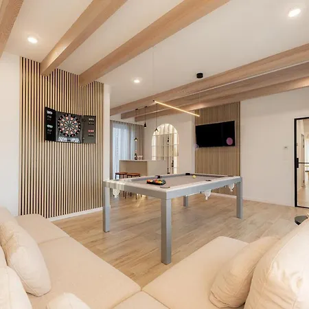 Mielnovo - Prestigious House With Sauna And Hot Tub *