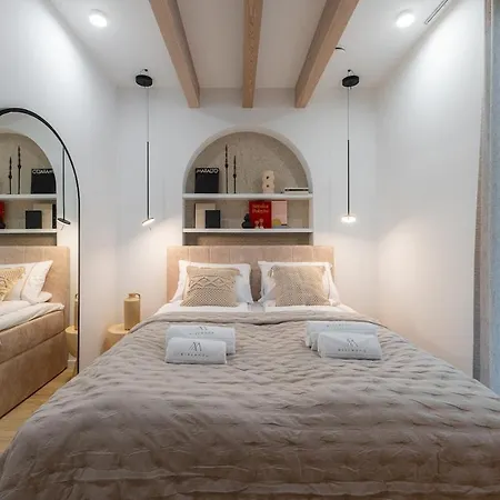 Mielnovo - Prestigious House With Sauna And Hot Tub בית נופש