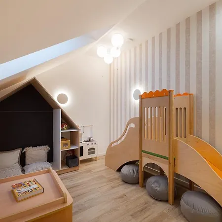 בית נופש Mielnovo - Prestigious House With Sauna And Hot Tub